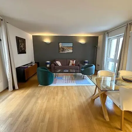 Grand Veneur Citycosy