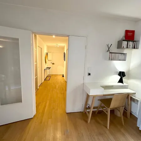 Grand Veneur Citycosy Apartament